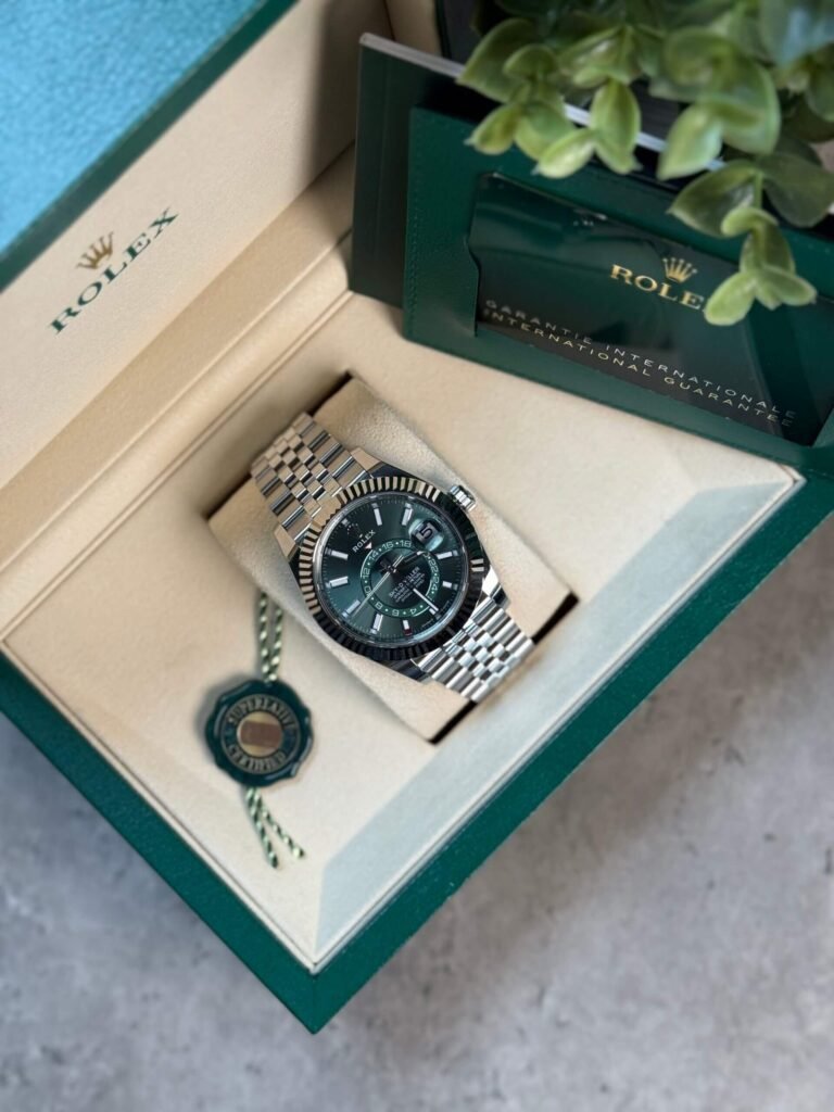rolex-sky-dweller-336934-green-dial-2026-new
