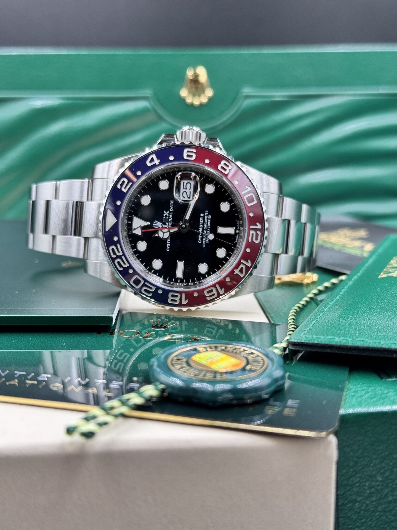 rolex-gmt-master-ii-pepsi-oyster-2025