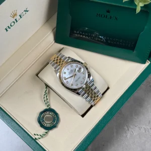 Rolex Datejust 126233 36MM "MOP Dial" 2026