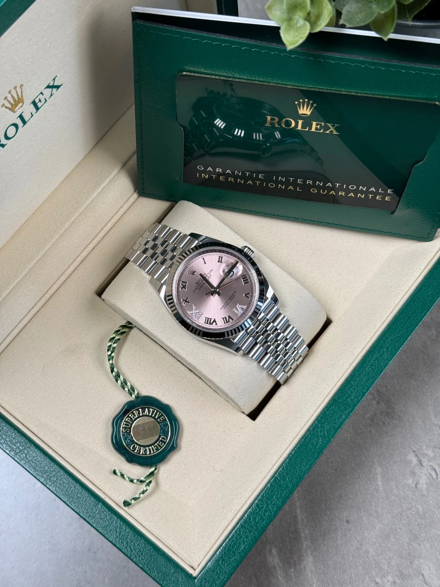 rolex-datejust-36mm-126234-pink-diaomond-dial-2026