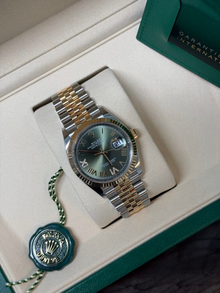 rolex-datejust-36mm-126233-olive-green-diamond-dial-2026-new